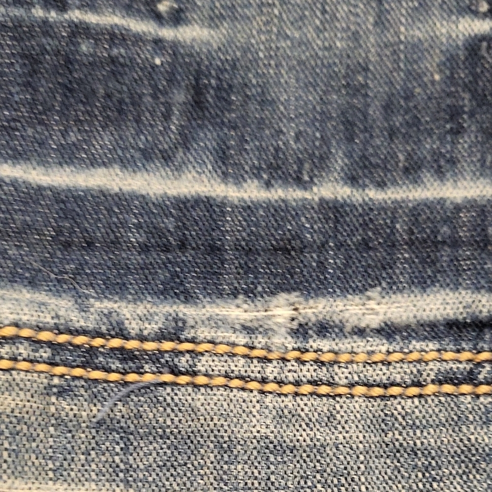 Escada Classic Blue Jeans - Picture 12 of 12